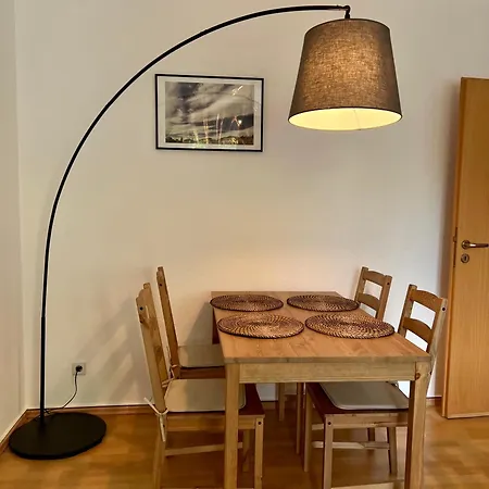 Lejlighed Vollausgestattet, Grosszuegig & Zentral Fuer Bis Zu 4