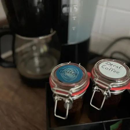 Vollausgestattet, Grosszuegig & Zentral Fuer Bis Zu 4 * 马格德堡